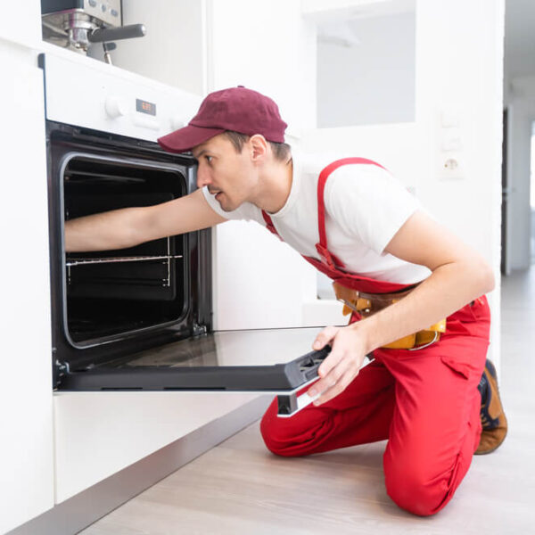 vymena-ziarovky-v-elektrickej-rure-bratislava-homeservis Výmena žiarovky v elektrickej rúre Bratislava HomeServis
